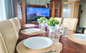 Mosel Ferienwohnung 3-Zimmer Garten Balkon Free Parking Netflix Premium Disney Premium